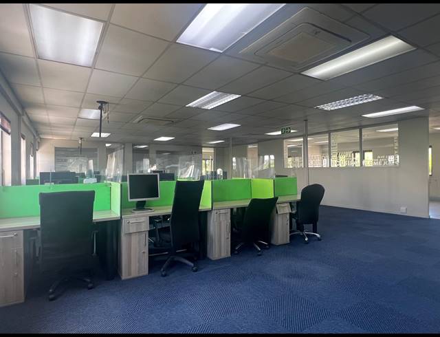 235M² OFFICE TO LET IN MEYERSDAL